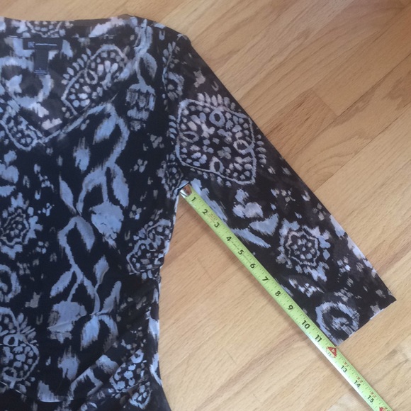 INC V-neck fitted top - Picture 7 of 8